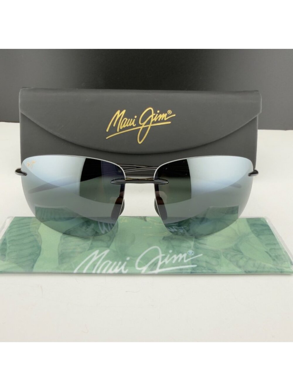 Maui Jim MJ422-02 Breakwall Sunglasses Black Wrap 63-13-127